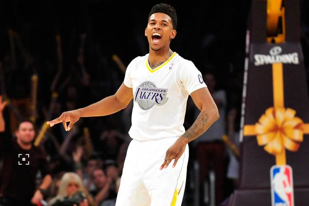 梁民革：在英国生活我已经适应了；孙兴慜哥说我需要更加努力（梁民革称已适应英国生活，孙兴慜表示我还需更努力）