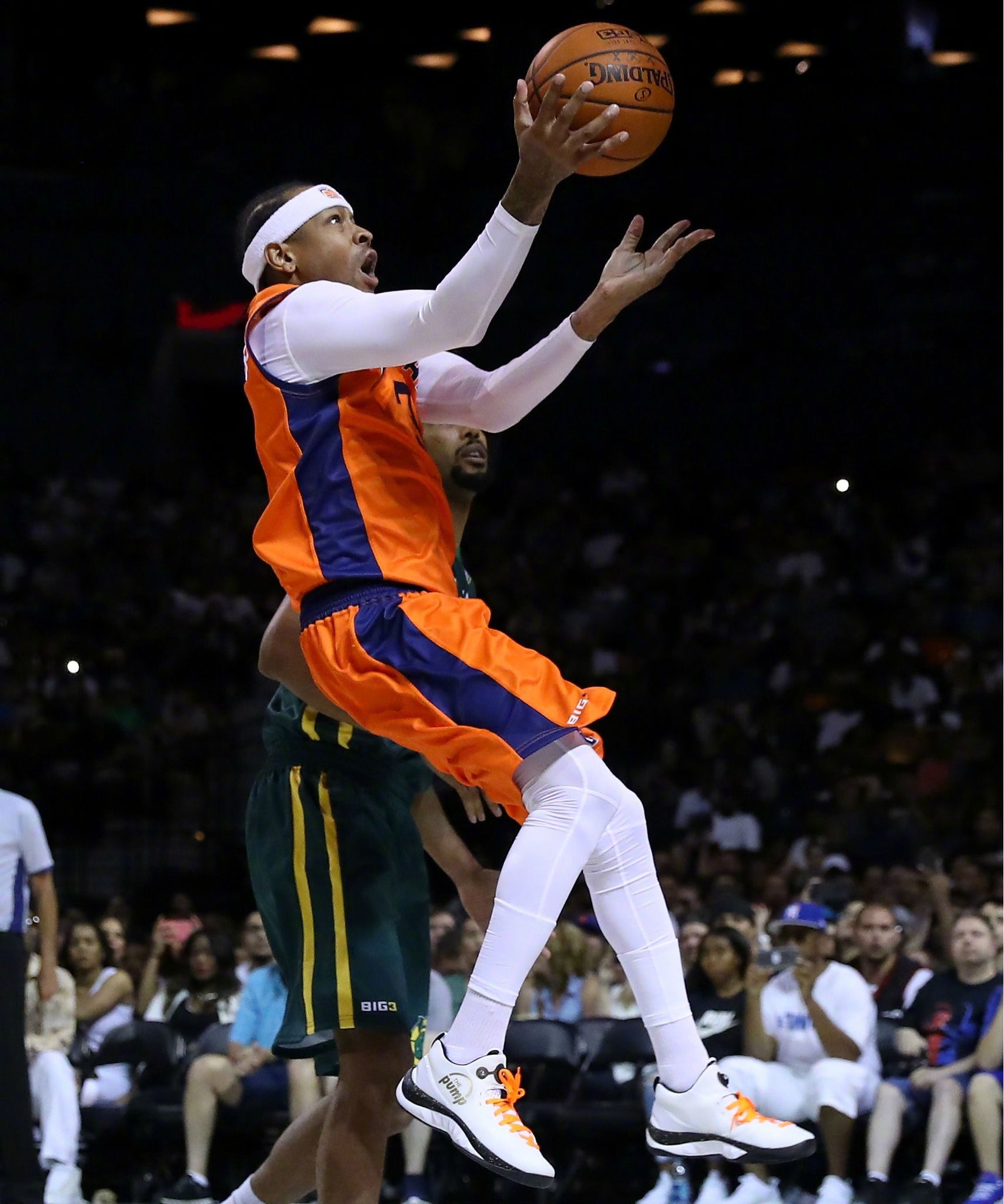 普约尔：我在家里很少谈足球，两个女儿最近才知道我曾效力巴萨（普约尔：家中几乎不谈足球，两位女儿最近才得知我曾为巴萨效力）